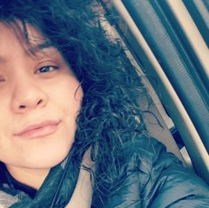 Meet your Posher, Myra